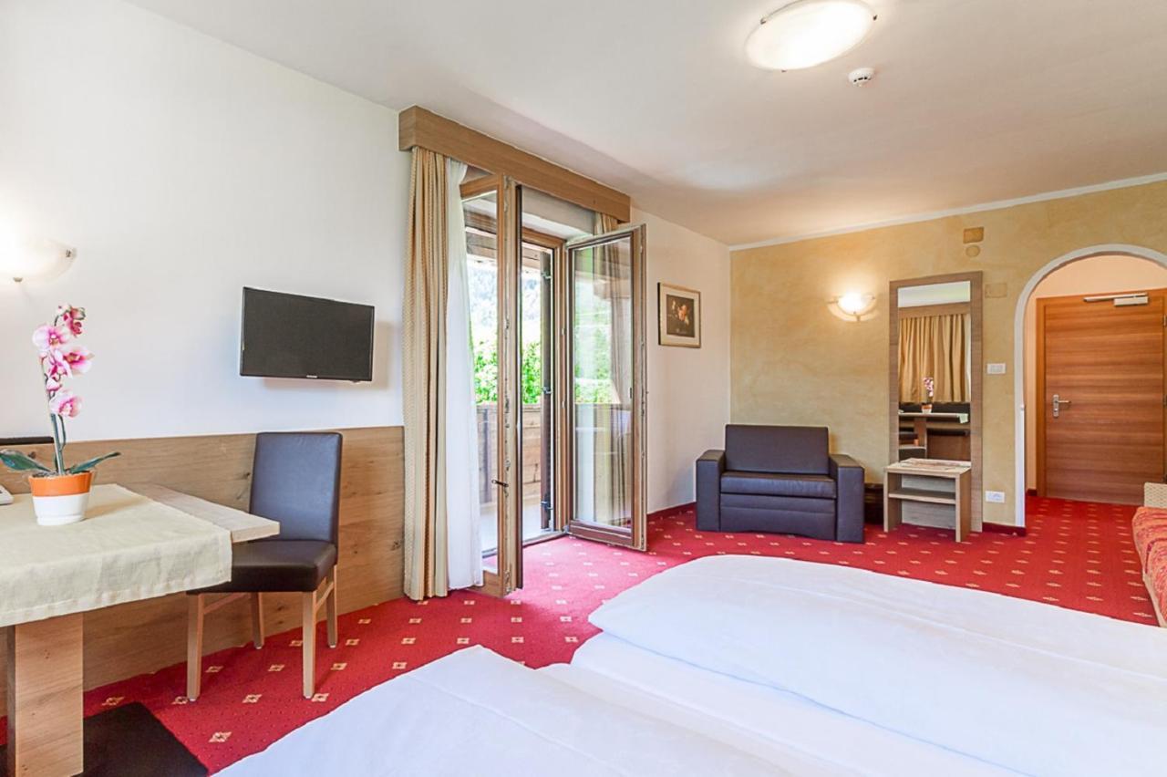 Morter Hotel Montani מראה חיצוני תמונה